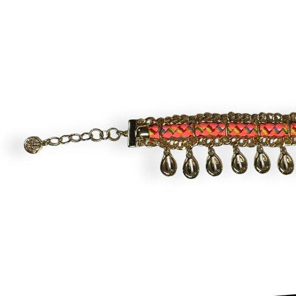 Lilly Pulitzer Sparkling Sands Cowrie Shell Gold Bracelet Metal - Picture 3 of 8